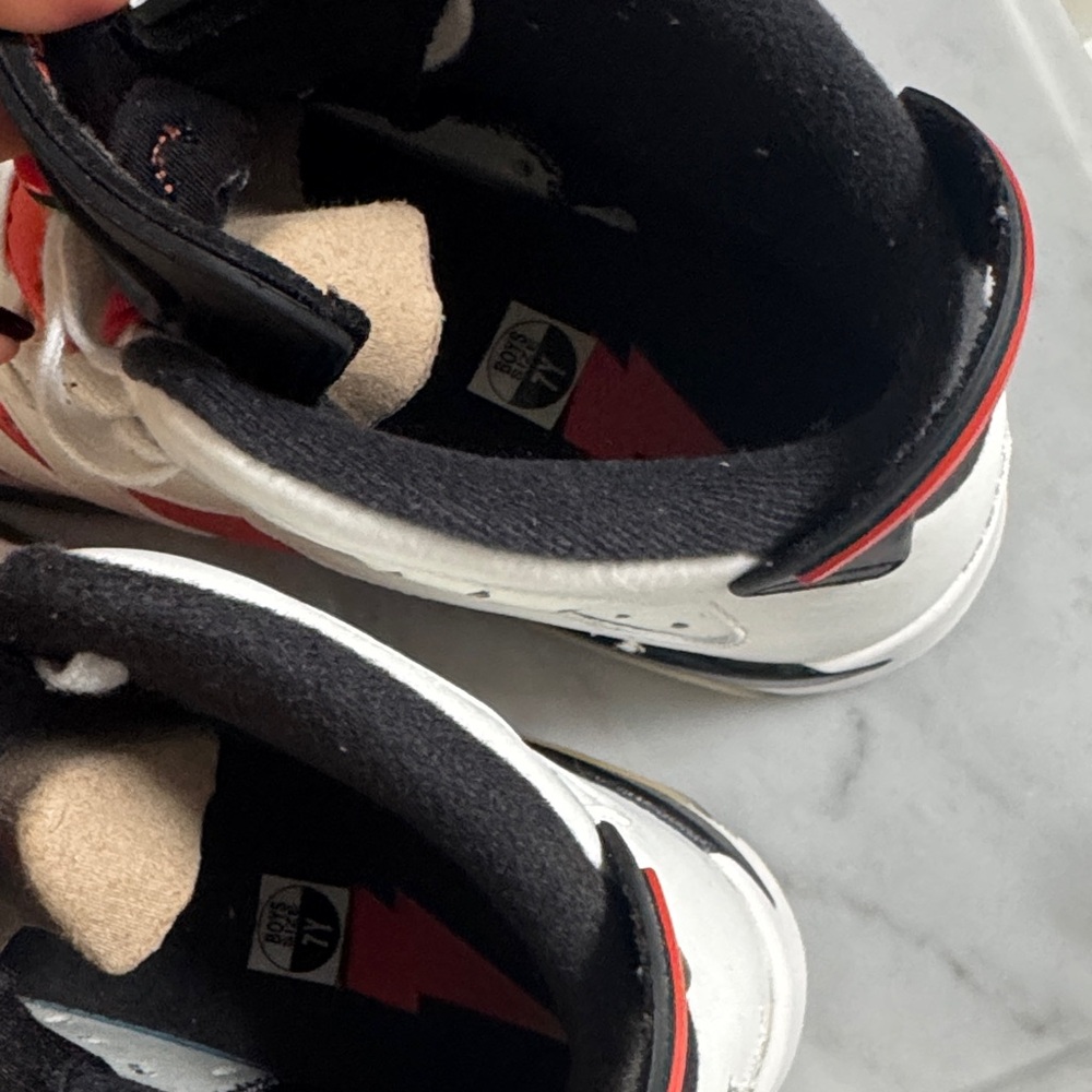 Air Jordan 6 Retro BG Kids Sneakers - Orange and White 7Y - Picture 13 of 13